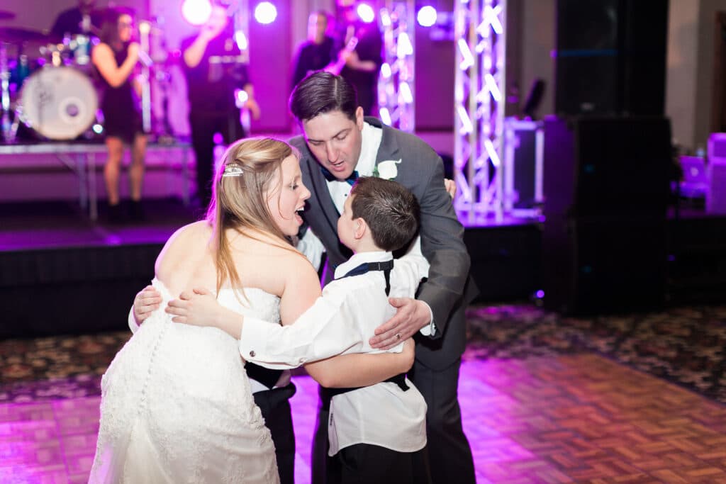 20 Songs Guaranteed To Fill The Dance Floor At Your Wedding Reception!  #weddingmusic #function…